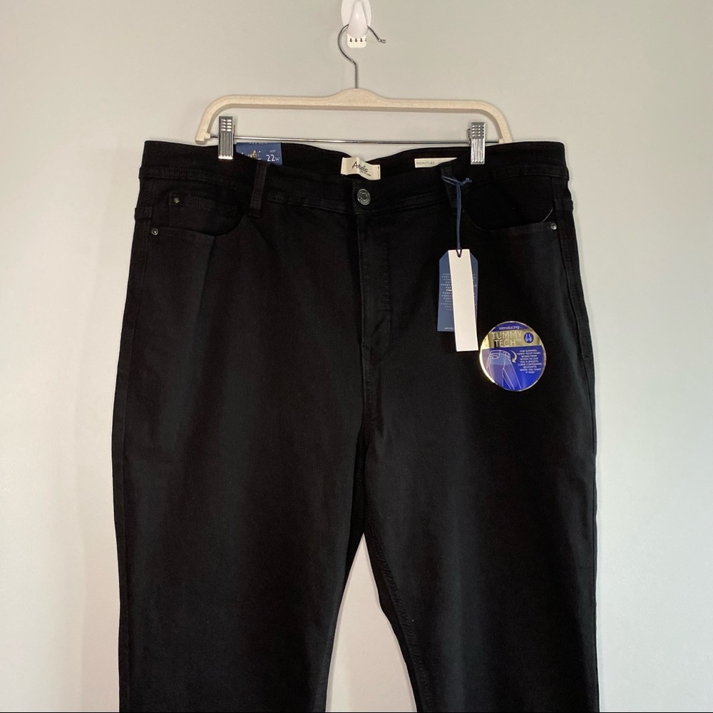 Angels Forever Young Women Signature Convertible Cuffed Cropped Jeans Black 22W - Picture 3 of 8